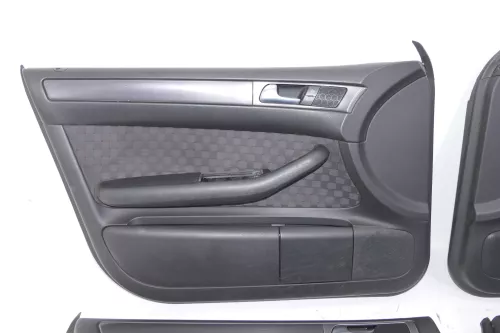Audi A6 4B Türverkleidung Verkleidung Tür vorne +hinten links und rechts  (123992)