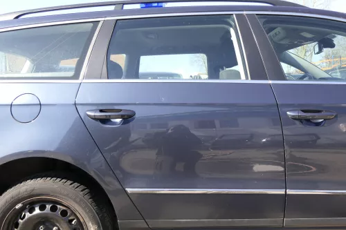 VW Passat 3C Kombi Variant Tür hinten rechts blau grau LC5F ohneAnbauteile (125009)