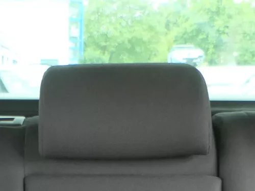VW Passat 3C Kopfstütze Sitz Sitze hinten in der Mitte schwarz PR-Nou -UP (125020)