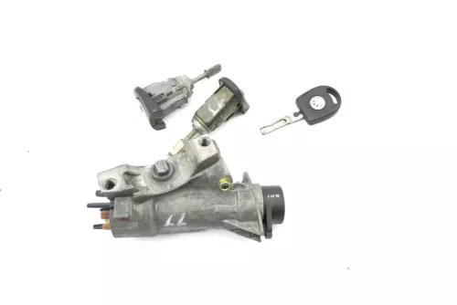 VW Golf 4 Kombi Schloßsystem 2 x Türschloß und 1x Schlüssel Schloß Zündschloß