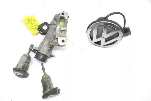 VW Golf 4 Kombi Schloßsystem 2x Türschloß 1x Schlüssel Schloß Zündschloß Hecksc