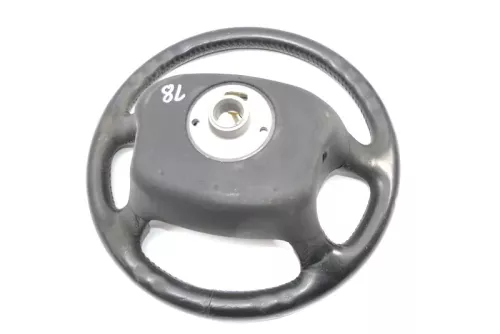 Audi A3 8L A6 4B A4 Lenkrad 4-Speichen 8L0419091D (ohne den Airbag) (125497)