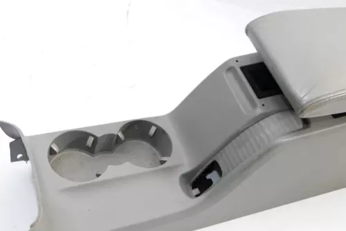 VW Passat 3BG Mittelarmlehne Armlehne Fach Lehne Mittelkonsole Leder grau (125730)