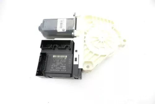 VW Passat 3C elektrischer Fensterheber Motor vorne rechts 1K0959702AC