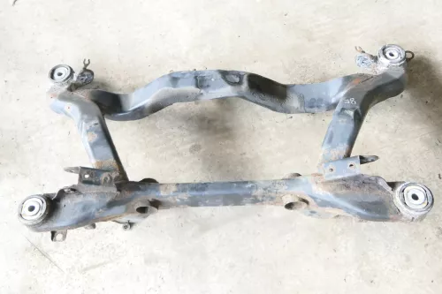 Audi A4 B7 8E Quattro Allrad Achse hinten Hinterachse Achsträger Aggregateträger (126758)