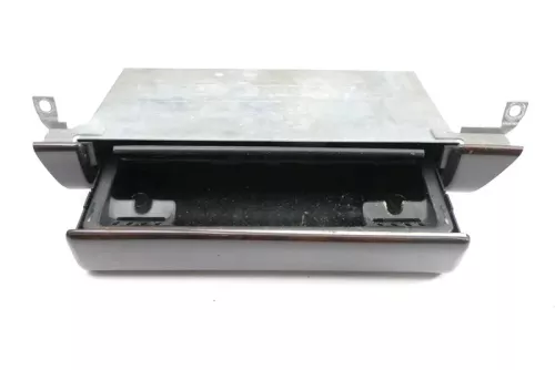 Audi A6 4A Aschenbecher vorne vorn 4A1857951E Dekor ulme braun