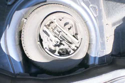 Skoda Octavia Ersatzrad Ersatzreifen mit Werkzeug (Notrad) 15 Zoll 195/65 15 (127617)
