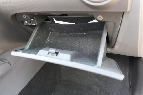 Seat Leon 1P Handschuhfach schwarz Handschuhfachdeckel Deckel Klappe schwarz  (128357)