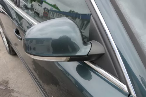 VW Passat 3BG elektrischer Spiegel Außenspiegel rechts grün LD6S Blinker (128496)