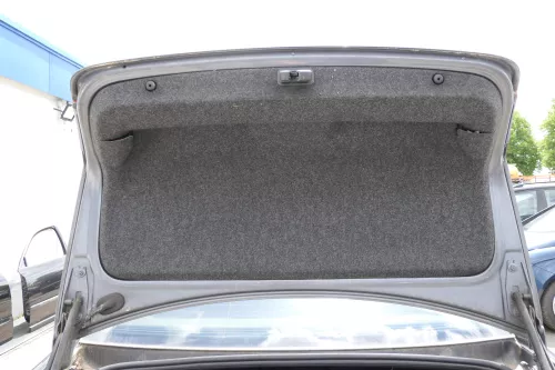 VW Jetta 1K Verkleidung Heckklappe Heckklappenverkleidung hinten Abdeckung (128694)