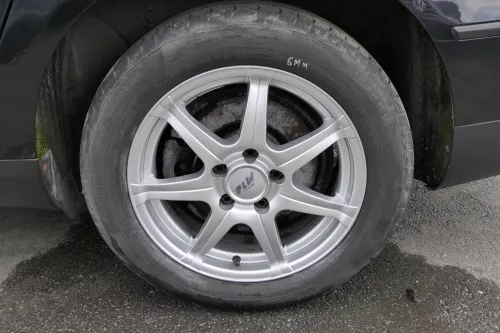 Passat 3C Golf Alufelgen Felgen Sommerreifen 205/55 R16 91V KBA 47394 6,5x16H2 (129695)