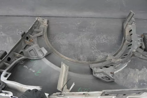 Audi A2 8Z Kotflügel vorne rechts silber LY7W - Kratzer (130083)