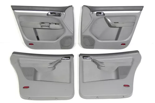 VW Touran 4x Türverkleidung Verkleidung Tür vorne +hinten links grau mechanisc (130522)