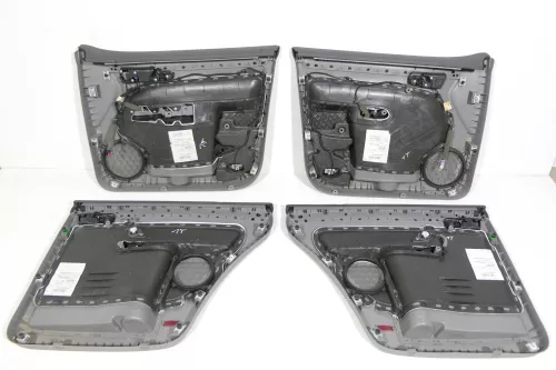 VW Touran 4x Türverkleidung Verkleidung Tür vorne +hinten links grau mechanisc (130522)