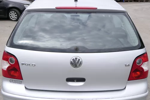 VW Polo 9N Fun Heckklappe Kofferraumklappe Klappe hinten silber LA7W reflexs (140186)