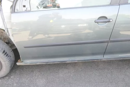VW Golf 5 V 1K Tür vorn links Fahrertür 4/5-Türer grau grün LA6Q NUR TÜRBLATT