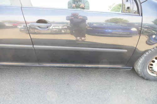VW Golf 5 V 1K Tür vorne rechts Beifahrertür 4/5-Türer schwarz LC9Z TÜRBLATT Ros (140304)