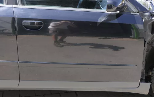 Audi A4 B6 8E nur Türblatt Tür vorne rechts Beifahrertür schwarz LY9B Kombi+Limo (140769)