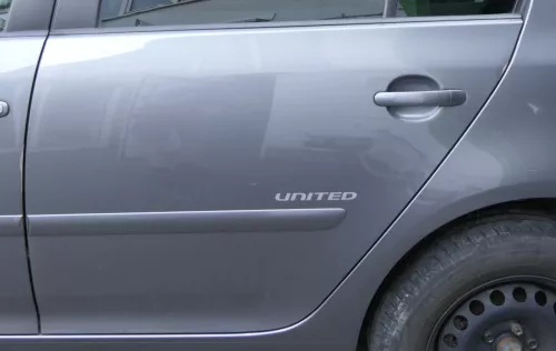 VW Golf 5 V 1K Tür nur das Türblatt hinten links 4/5-Türer grau LA7T (140863)