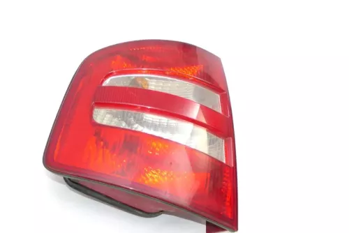 Skoda Fabia 6Y Kombi Combi Rückleuchte Heckleuchte hinten links original (141328)