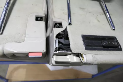 Audi A6 4B Avant Kombi Rückbank Rücksitzbank Sitz Rücksitz Leder grau (141529)