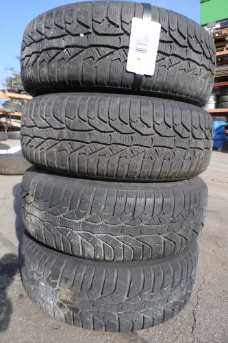 VW Polo 9N3 Ibiza Felgen Reifen 185/60 R14 82T Winterreifen 6jx14H2 ET38 # 5-6mm (141743)