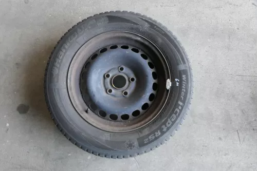 Audi A4 8E A6 4B 195/65 R15 91T Winterreifen M&S Reifen Felgen 5-6mm  (141754)