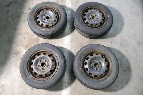 VW Sharan 7M Alhambra Winterreifen M&S Reifen Felgen 195/65 R15 95T  XL 6mm