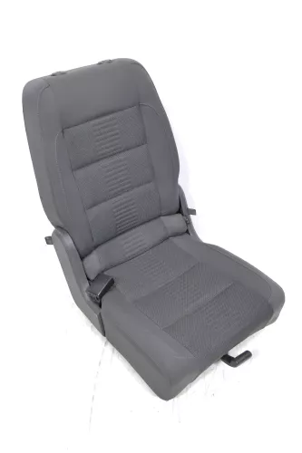 VW Touran Sitz hinten links (hintern Fahrersitz) Rücksitz Isofix (141812)