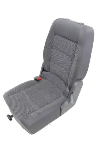 VW Touran Sitz hinten links (hintern Fahrersitz) Rücksitz Isofix II (141836)