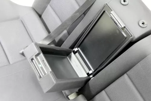 Audi A4 B6 B7 8E Sitz Rückbank Rücksitzbank hinten 3-Punkt-Gurt schwarz Armlehne (141859)