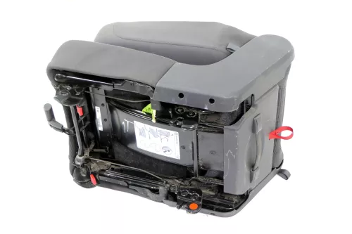 VW Touran 1T Sitz hinten mitte mittig (1. Reihe) Rücksitz anthrazit - 141941 (141941)