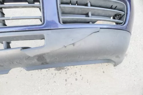 VW Golf 4 Stoßstange vorne Stoßfänger vorn silber blau LB5N indigoblau blue (142189)