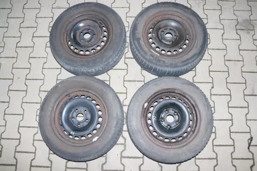 Audi A4 B5 A6 4B Passat 3BG Felgen Reifen Winterreifen M+S 195/65 R15 91T c4-6mm