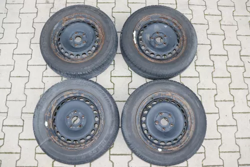 Audi A4 B5 A6 4B Passat 3BG Felgen Reifen Winterreifen M+S 185/65 R15 88T  3-6mm