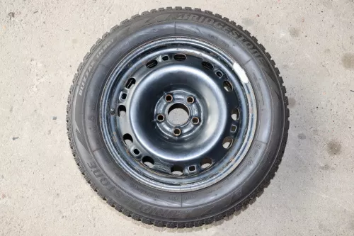 2x Polo 6R 9N Ibiza Felgen185/65R15 88T Winterreifen M+S 6jx15 ET38 Reifen 7-8mm (142272)