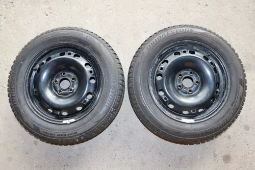 2x Polo 6R 9N Ibiza Felgen185/65R15 88T Winterreifen M+S 6jx15 ET38 Reifen 7-8mm