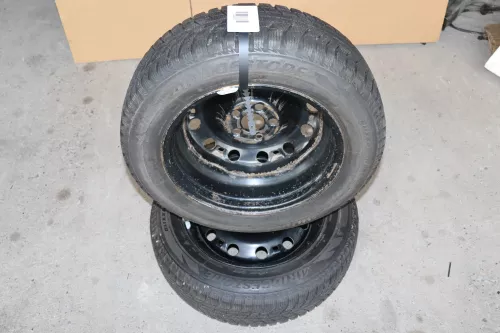2x Polo 6R 9N Ibiza Felgen185/65R15 88T Winterreifen M+S 6jx15 ET38 Reifen 7-8mm (142272)
