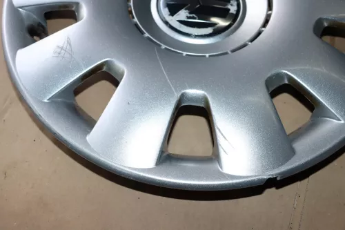 original 4 Stück VW Bora Golf 4 Radkappe Radzierkappe 15 Zoll 1J0601147P IIII (142483)