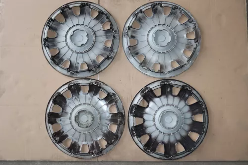 original 4 Stück VW Bora Golf 4 Radkappe Radzierkappe 15 Zoll 1J0601147P IIII (142483)