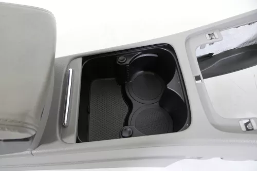 VW Passat 3C Becherhalter Getränkehalter Dosenhalter Halter Getränke Fach grau (142674)