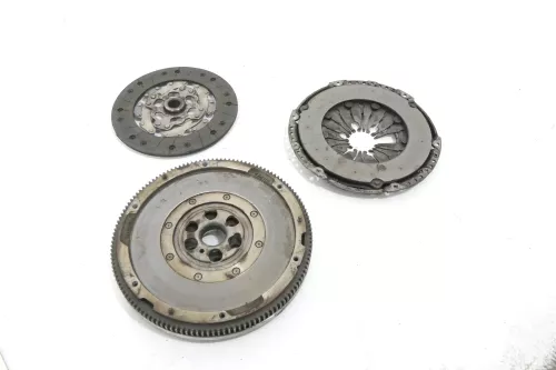 VW Polo 9N Golf 4 Schwungrad Zweimassenschwungrad Sachs ALH ATD AVR (143865)