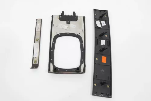 Audi A6 4B C5 Verkleidung Klappe Abdeckung Dekor Holz Optik Nußbaum 2UQ (144183)