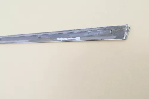 Audi A4 B6 8E B7 Leiste Zierleiste Tür vorne rechts Beifahrertür silber grau (144284)