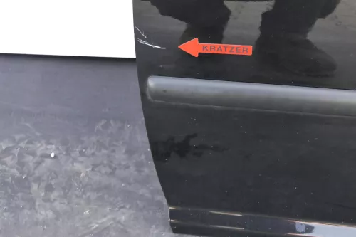 VW Golf 4 Tür vorne links Fahrertür 2/3-Türer schwarz LC9Z ohneAnbauteile (144544)