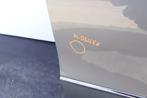 VW Passat 3C Kombi oder Limo Tür vorne rechts Beifah grau LA7T OHNE Anbauteil (144550)