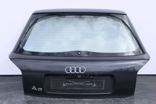 Audi A3 8L bis Bj. ca1999 Heckklappe Kofferraumklappe Klappe hinten schwarz LZ9U
