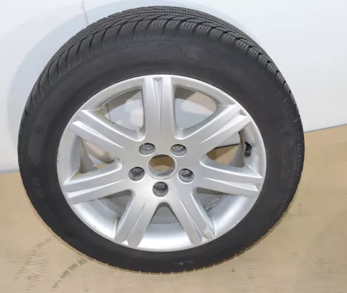 Audi A6 4F Alufelgen Reifen 225/55 R16 91H Felgen Winterreifen 4F0071496 2-5mm (145351)