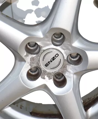 VW Passat 3C Golf Reifen Winterreifen 225/70 R16 107S Alufelgen Felgen KBA 46593 (145352)