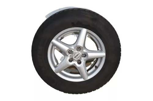 VW Passat 3C Golf Reifen Winterreifen 225/70 R16 107S Alufelgen Felgen KBA 46593 (145352)